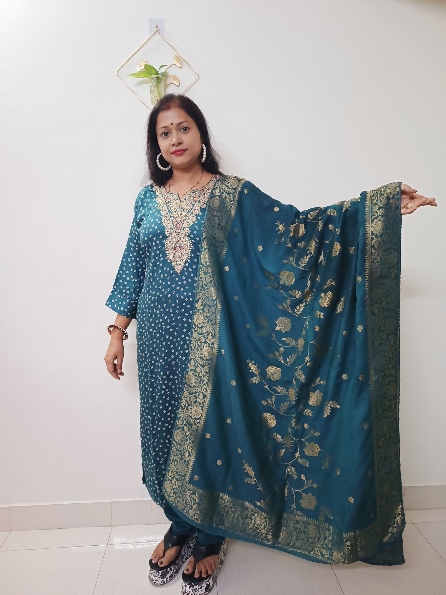Gaji Silk Bandhani Print Kurti pant Dupatta Pair