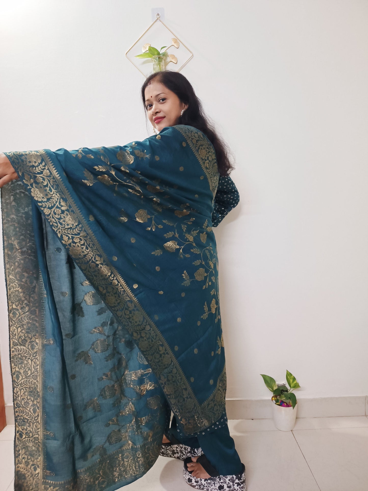 Gaji Silk Bandhani Print Kurti pant Dupatta Pair