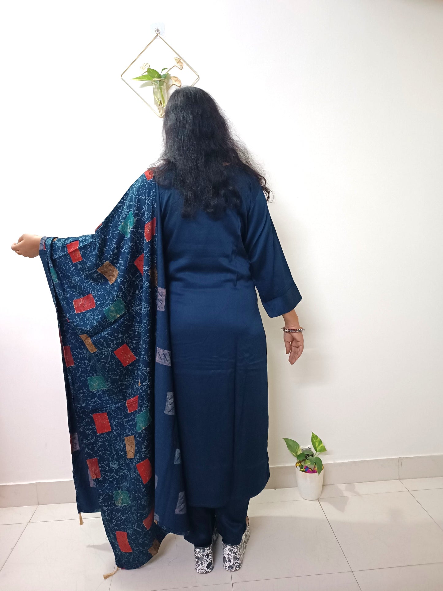 Gaji Silk Kurti pant Dupatta Pair