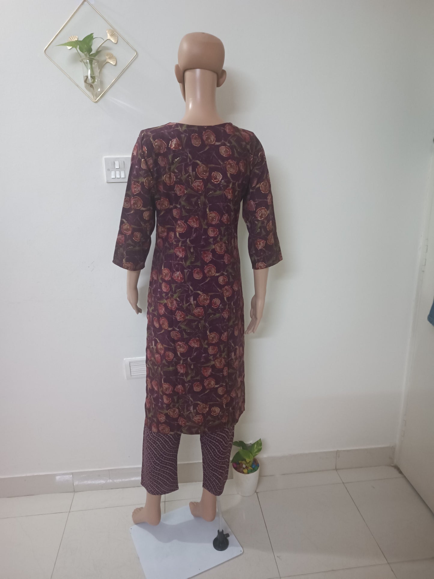 Purple V-Neck Straight Kurta with Pant