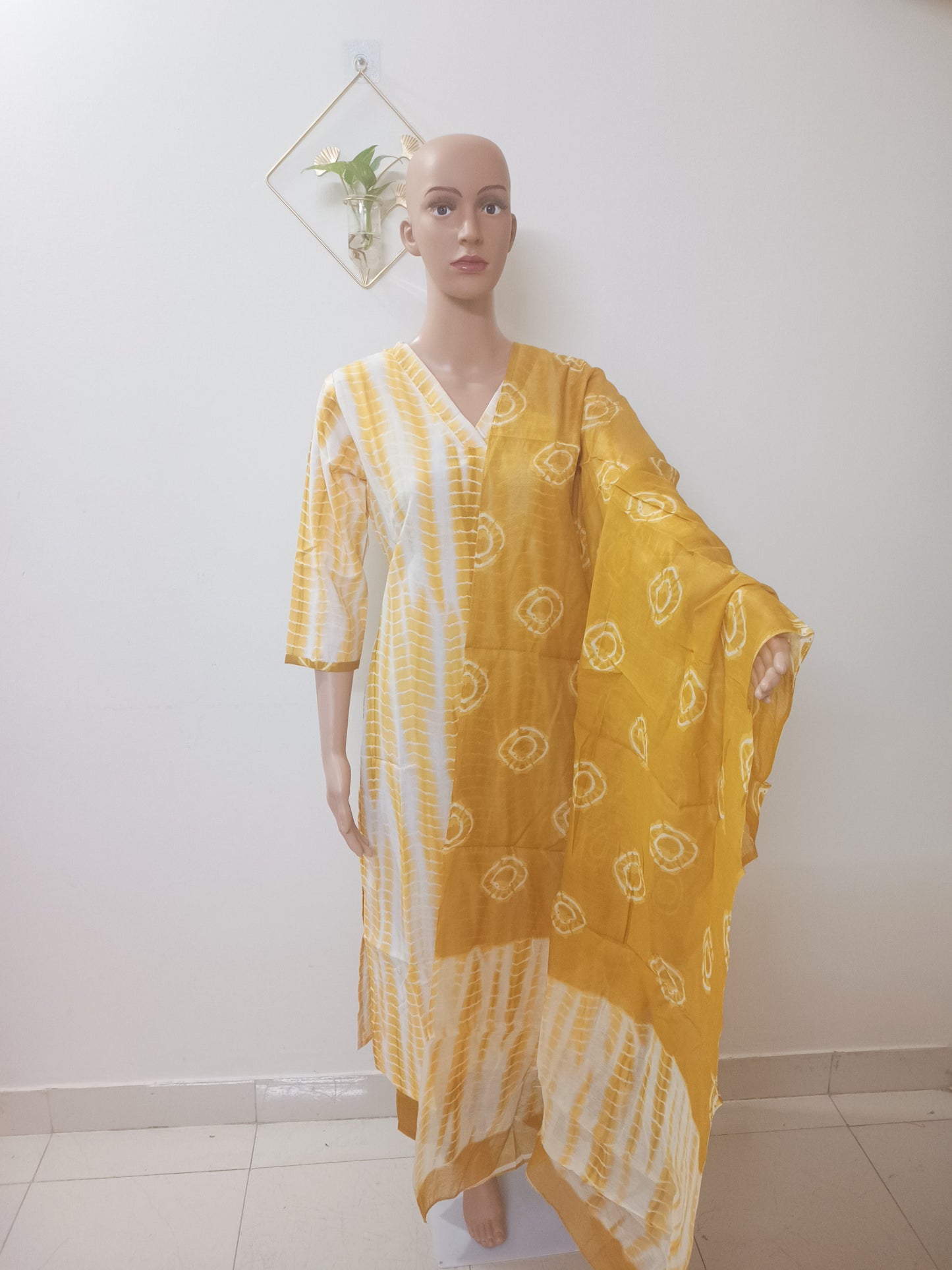 V-Neck Shibori Straight Kurta Palazzos with Dupatta
