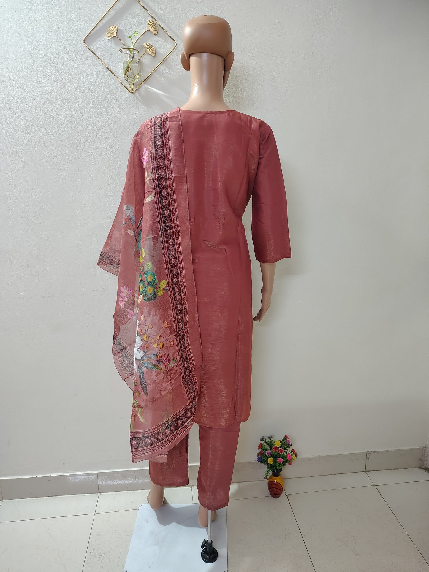 Dusty Pink Embroidered Simar Suit Set with Floral Organza Dupatta for Women