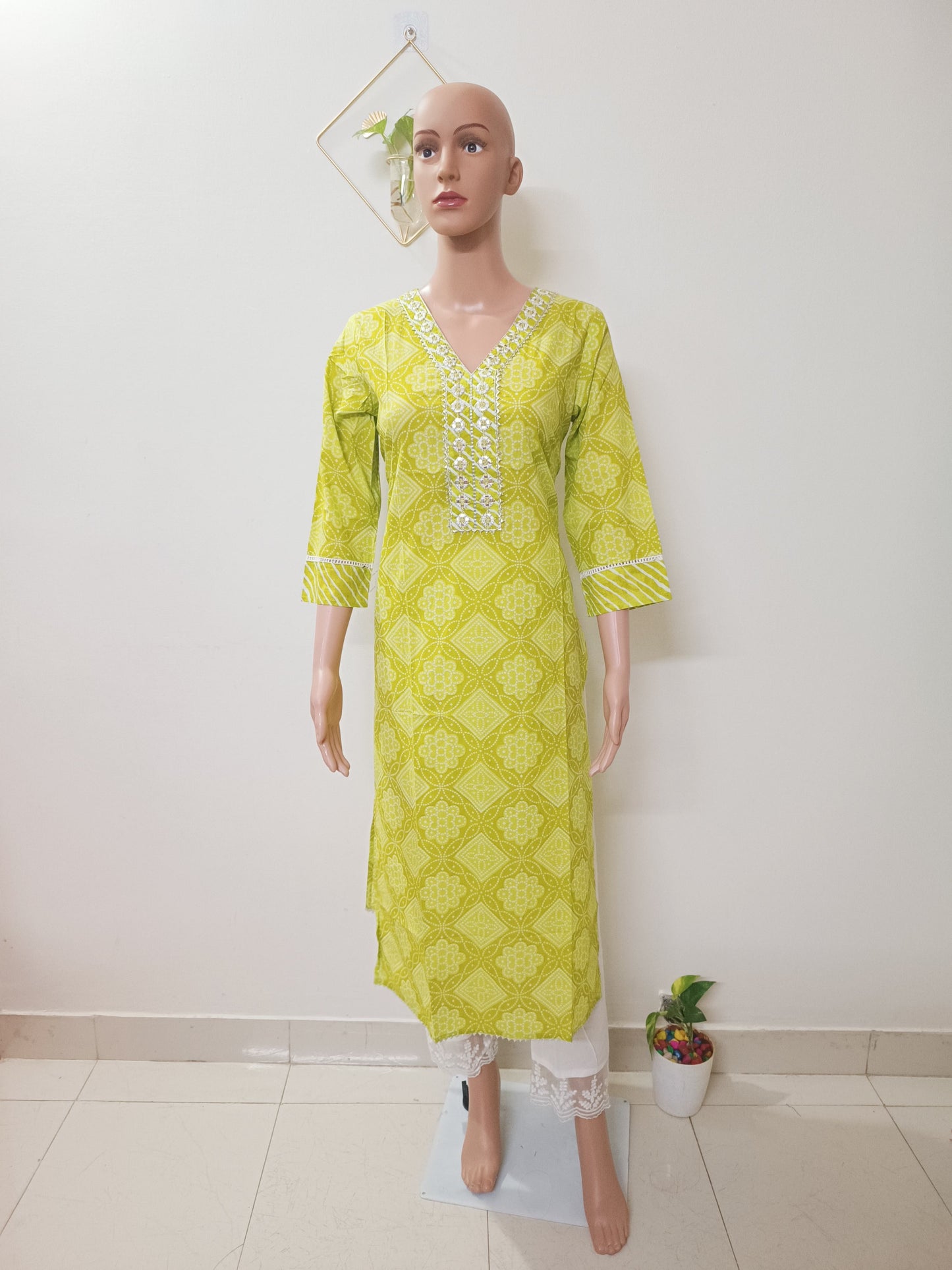 Cotton Bandhani Straight Kurta