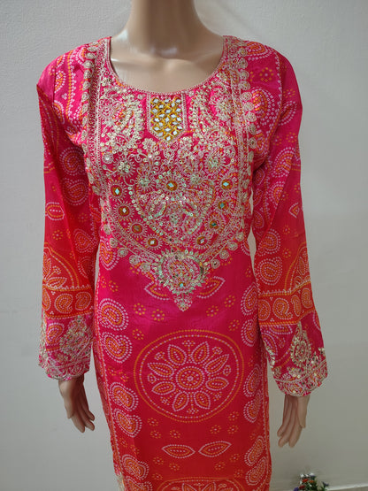 PURE CHINNON STRAIGHT  SUIT