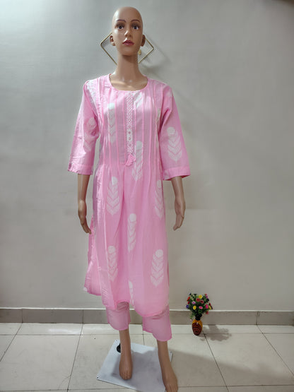 Soft Pink Cotton Printed Kurta Set for Women with Dupatta – Lightweight Ethnic Wear