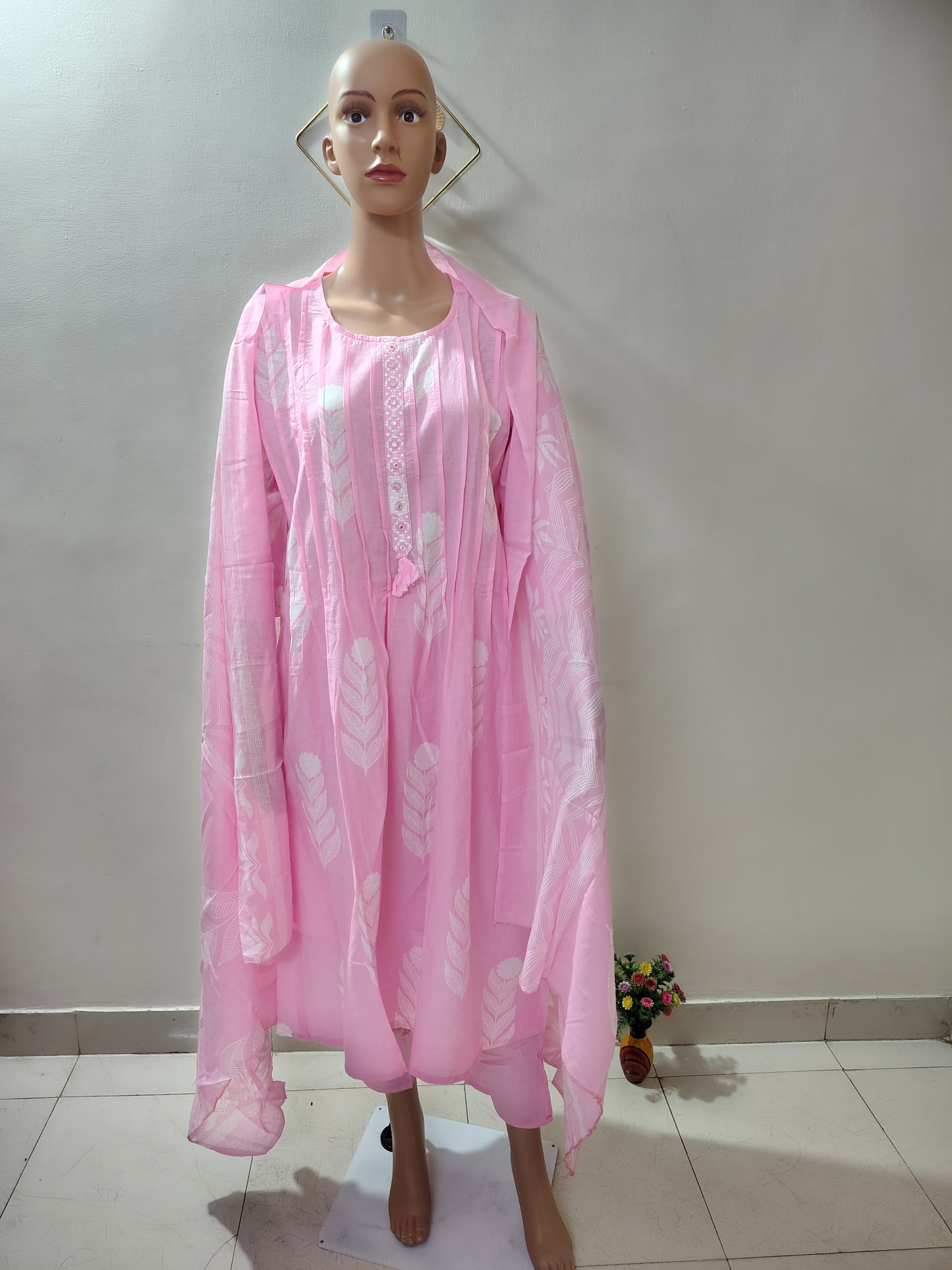 Soft Pink Cotton Printed Kurta Set for Women with Dupatta – Lightweight Ethnic Wear