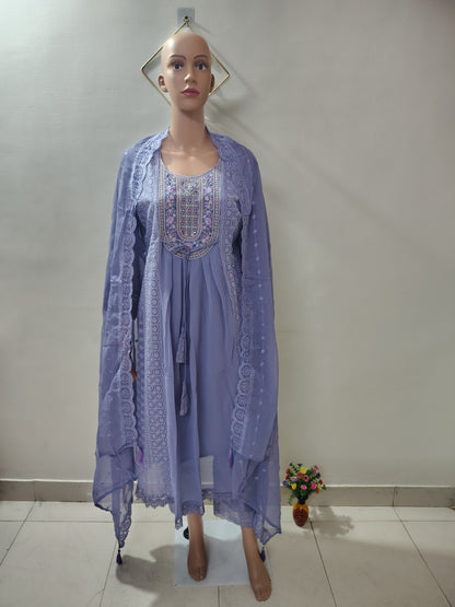 Ivory Georgette Embroidered Kurta Set with Thread Work Neck Design & Dupatta for Women