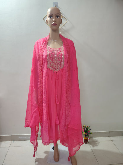 Ivory Georgette Embroidered Kurta Set with Thread Work Neck Design & Dupatta for Women