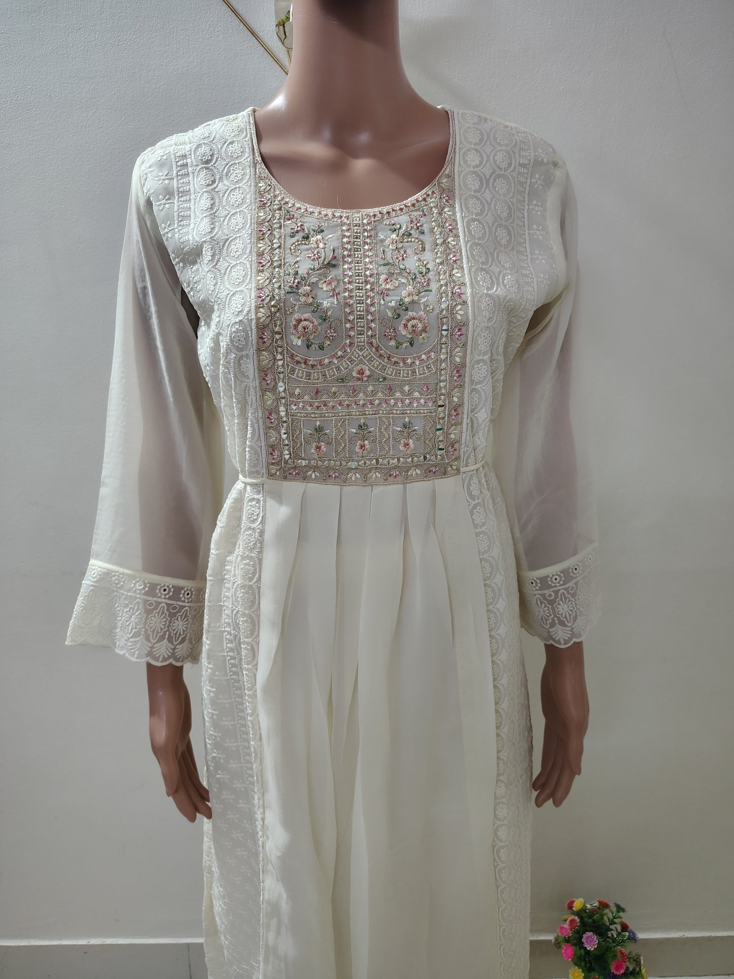 Ivory Georgette Embroidered Kurta Set with Thread Work Neck Design & Dupatta for Women