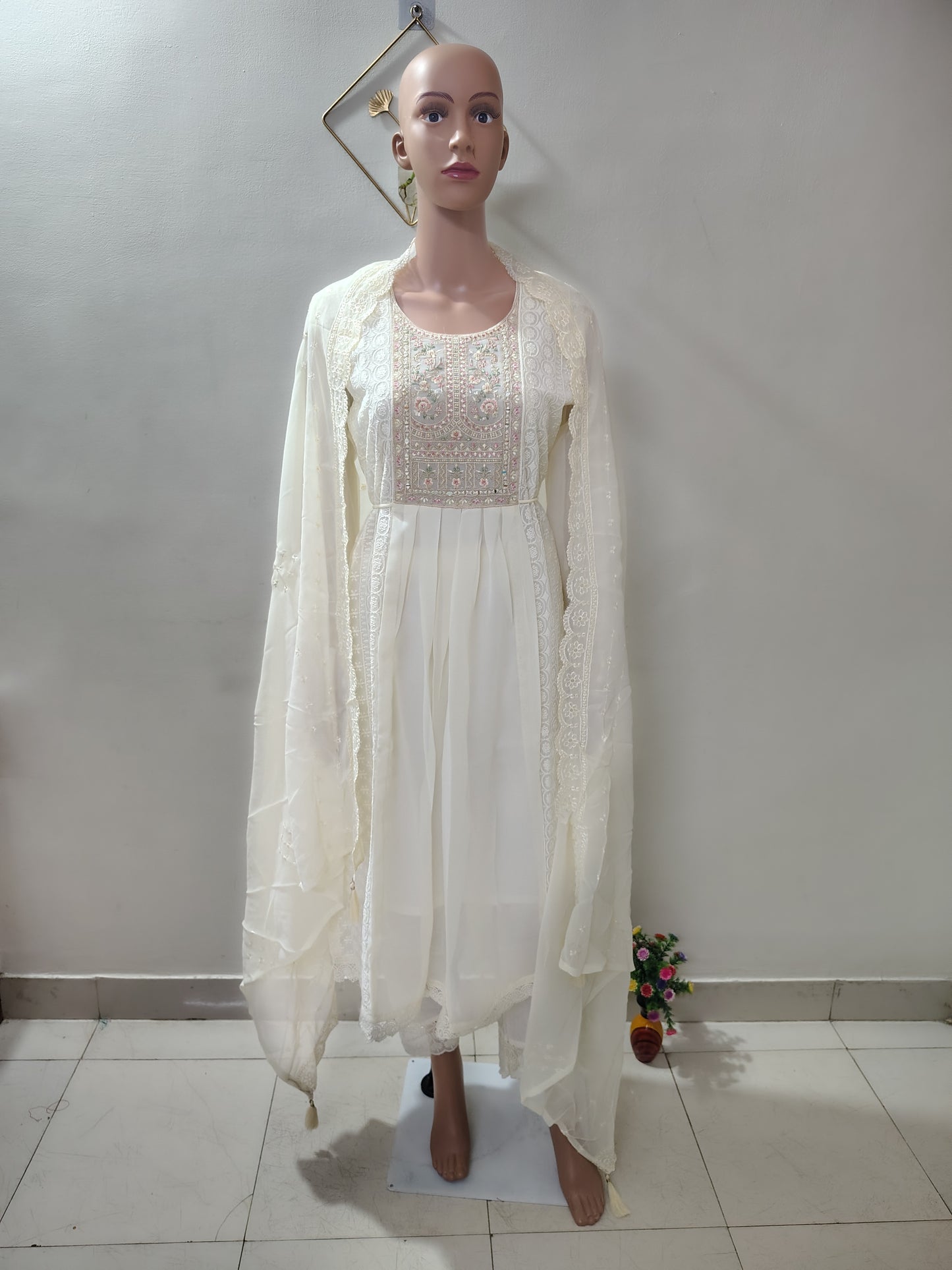 Ivory Georgette Embroidered Kurta Set with Thread Work Neck Design & Dupatta for Women